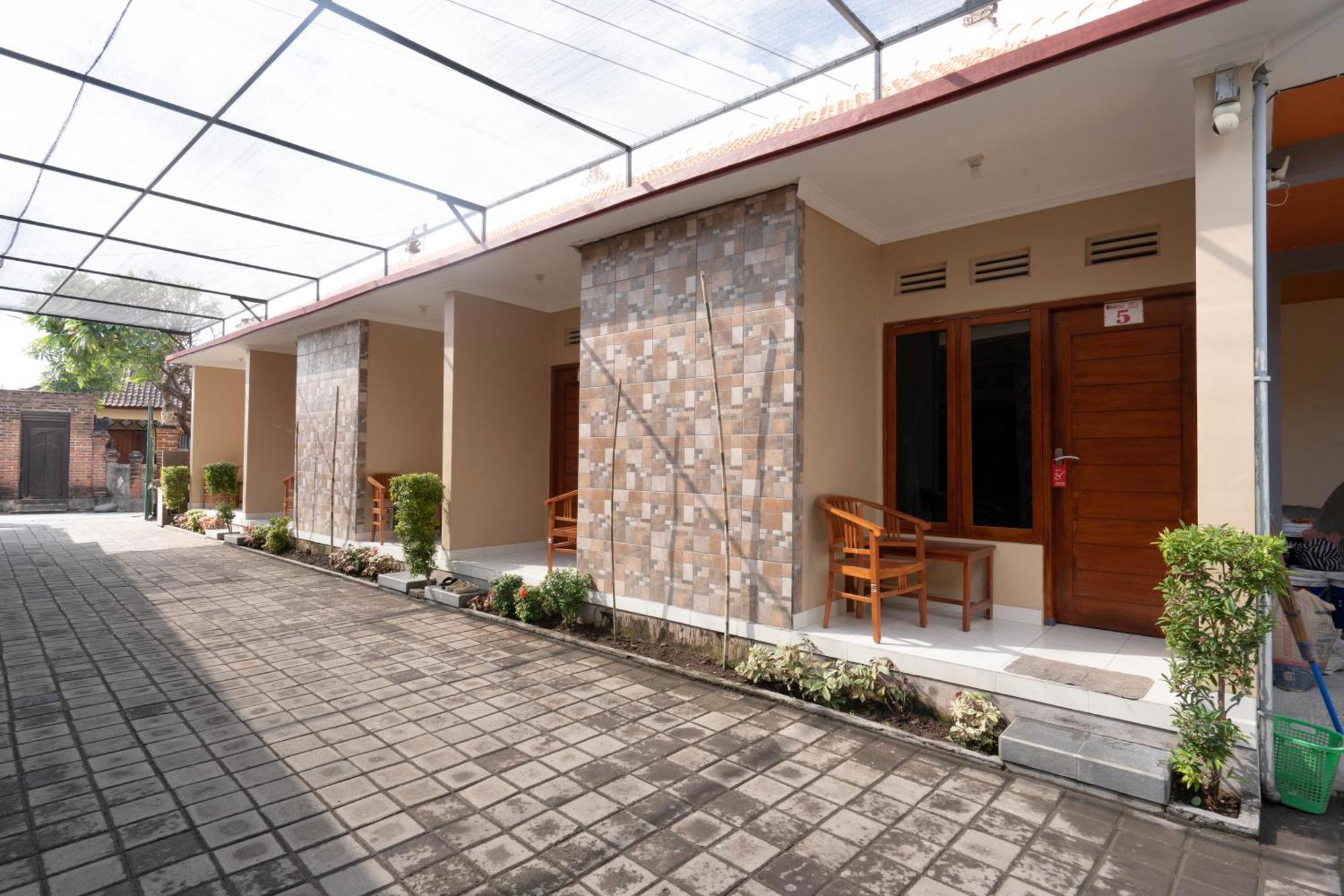 Reddoorz Near Buleleng Harbour 2 Hotel Singaraja Екстериор снимка